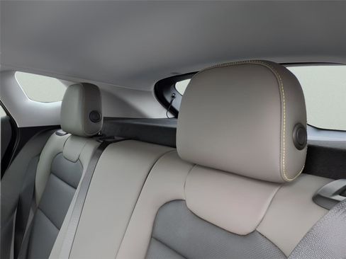 New 2026 Chevrolet Trax ACTIV image 11