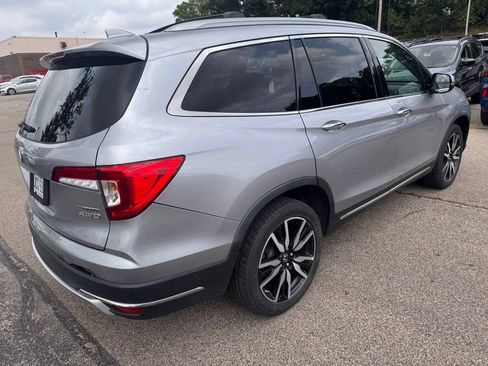 Used 2020 Honda Pilot Touring image 4