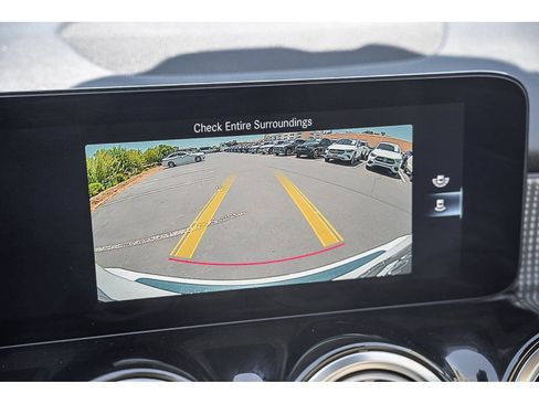 Certified 2022 Mercedes-Benz GLB 250 image 23
