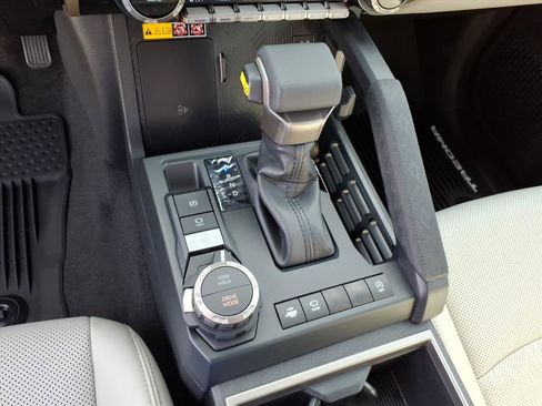 New 2026 Toyota Tacoma Limited AWD/4WD image 16
