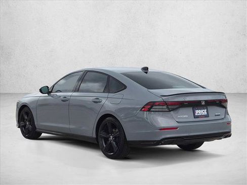 Used 2023 Honda Accord Sport image 8