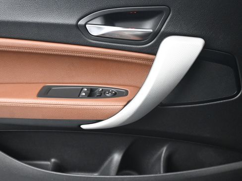 Used 2016 BMW M235i Coupe image 13