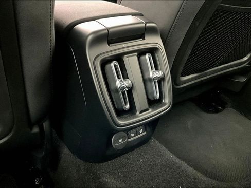 Used 2023 Polestar Polestar 2 w/ Pilot Pack image 31