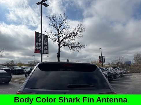 Used 2021 Jeep Grand Cherokee Laredo X image 8