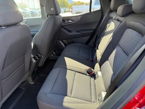 New 2026 Chevrolet Equinox LT w/ LPO, Floor Liner Package image 17