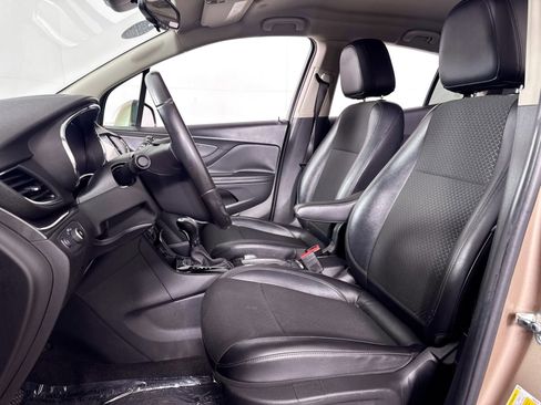 Used 2018 Buick Encore Preferred image 22