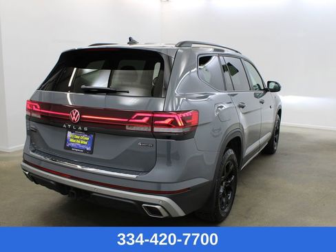 Certified 2024 Volkswagen Atlas Peak Edition SEL image 4