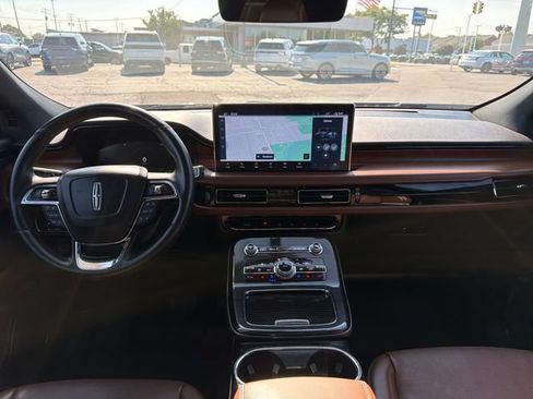 Certified 2023 Lincoln Nautilus Reserve AWD/4WD image 15