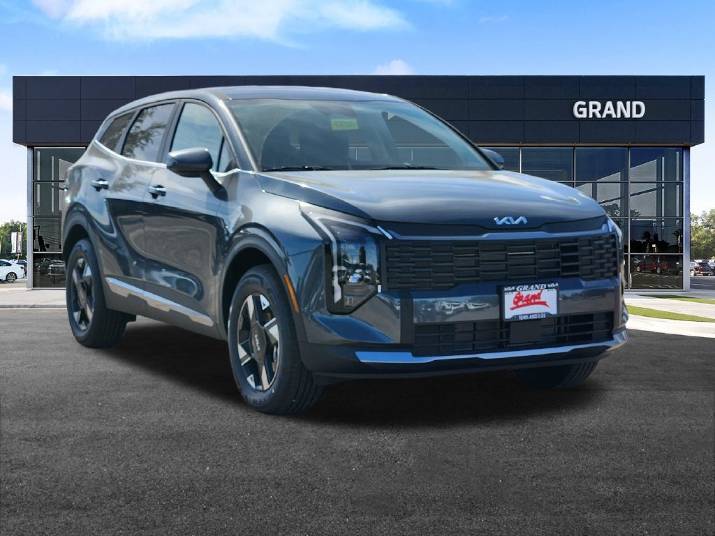 New 2026 Kia Sportage LX AWD/4WD image 2