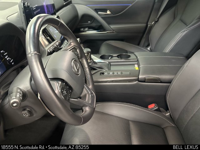 Used 2024 Lexus LX 600 4WD w/ Interior Upgrade Package image 12