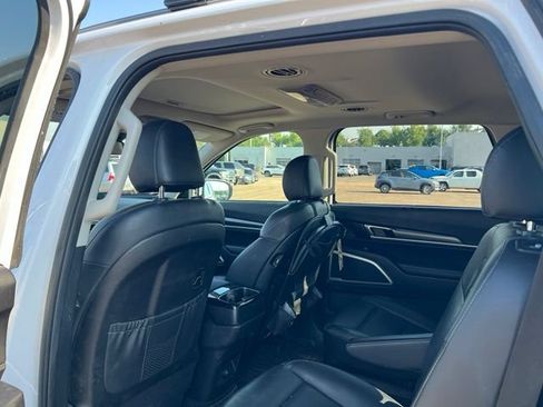 Used 2021 Kia Telluride S AWD/4WD image 27