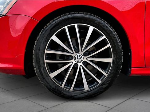 Used 2016 Volkswagen Jetta Sport w/ Lighting Package image 10