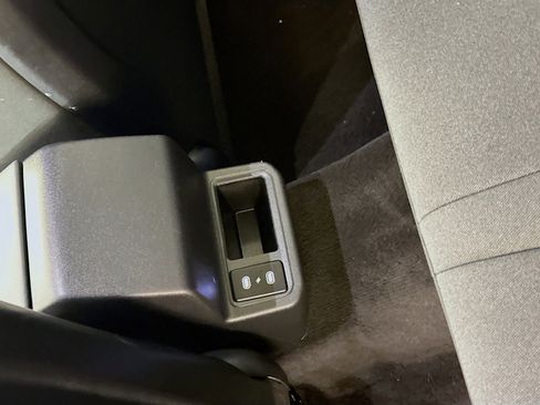 Used 2025 Kia K4 LXS image 27