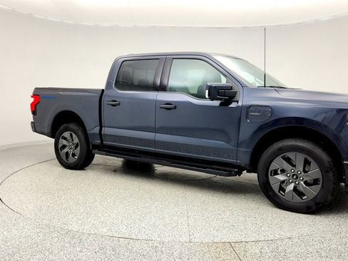 Used 2022 Ford F150 Lightning Lariat w/ Equipment Group 511A High image 3