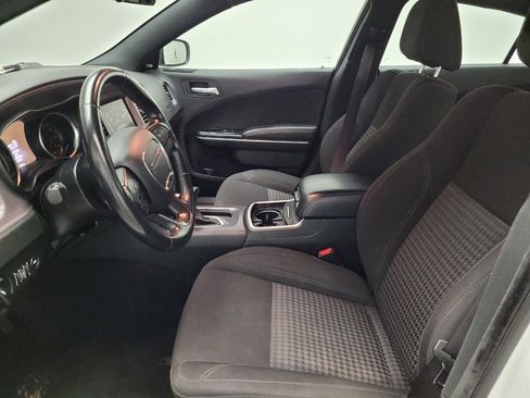 Used 2023 Dodge Charger SXT image 17