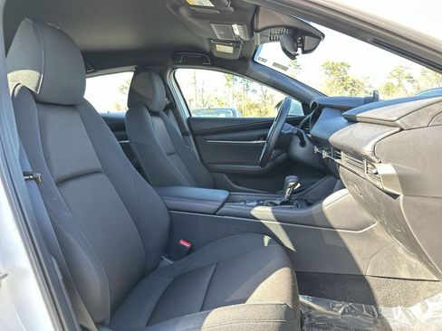 Used 2025 MAZDA MAZDA3 s image 23