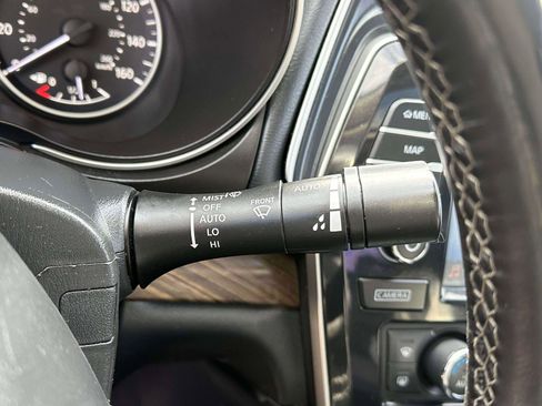 Used 2017 Nissan Maxima Platinum image 25