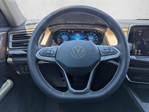 New 2026 Volkswagen Atlas SE FWD image 15