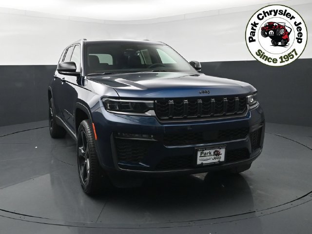 New 2026 Jeep Grand Cherokee Limited w/ Limited Altitude Package AWD/4WD image 4