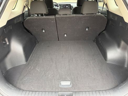 Used 2025 Kia Sportage LX FWD image 31