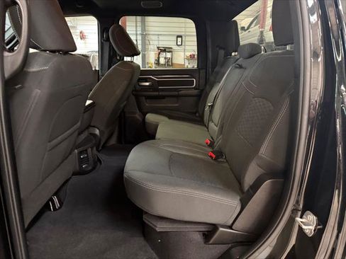 Certified 2025 RAM 2500 Big Horn AWD/4WD image 32