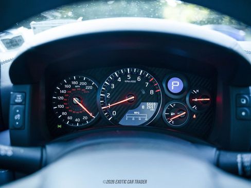 Used 2024 Nissan GT-R AWD/4WD image 42