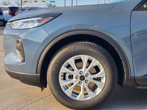 New 2026 Ford Escape Active image 9