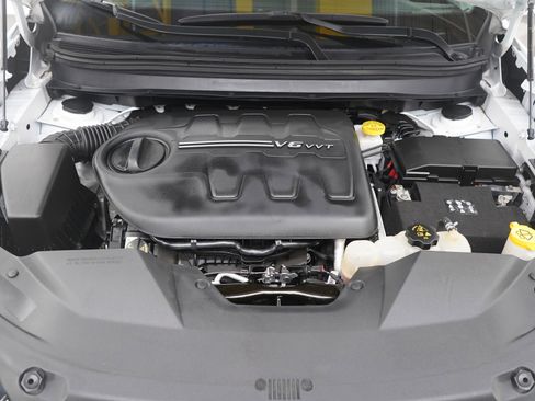 Used 2022 Jeep Cherokee Latitude w/ Sun & Sound Group image 29