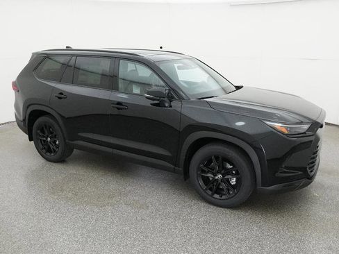 New 2026 Toyota Grand Highlander Nightshade Edition image 76