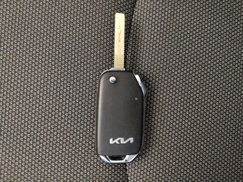 Used 2024 Kia Forte LX FWD image 32
