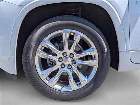 Used 2020 Chevrolet Traverse High Country w/ LPO, Floor Liner Package FWD image 25