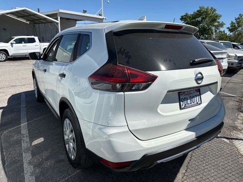 Used 2020 Nissan Rogue S FWD image 3