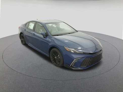 New 2026 Toyota Camry SE image 13