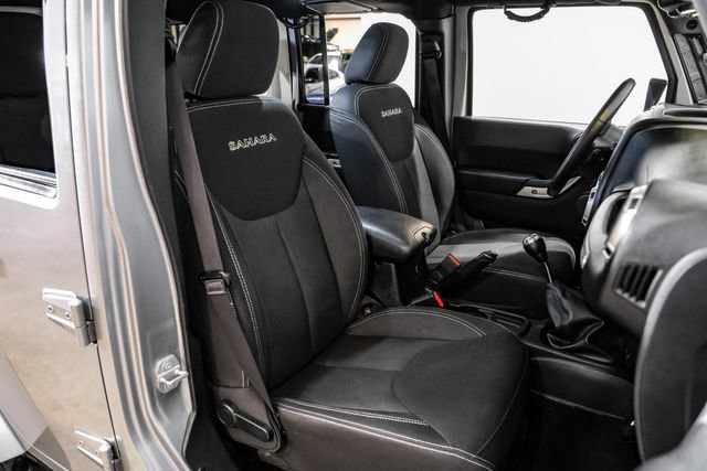 Used 2016 Jeep Wrangler Unlimited Sahara w/ Max Tow Package AWD/4WD image 35