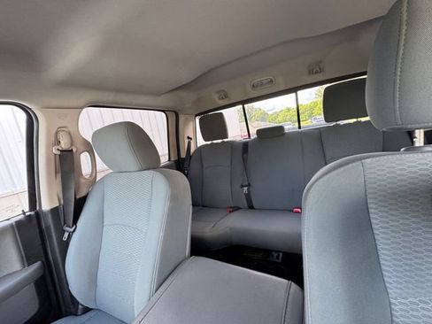 Used 2014 RAM 2500 SLT AWD/4WD image 20