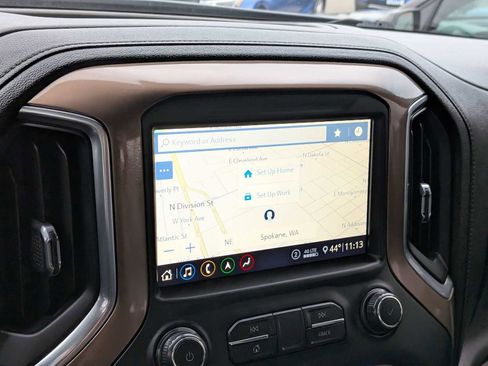 Used 2020 Chevrolet Silverado 1500 High Country image 31