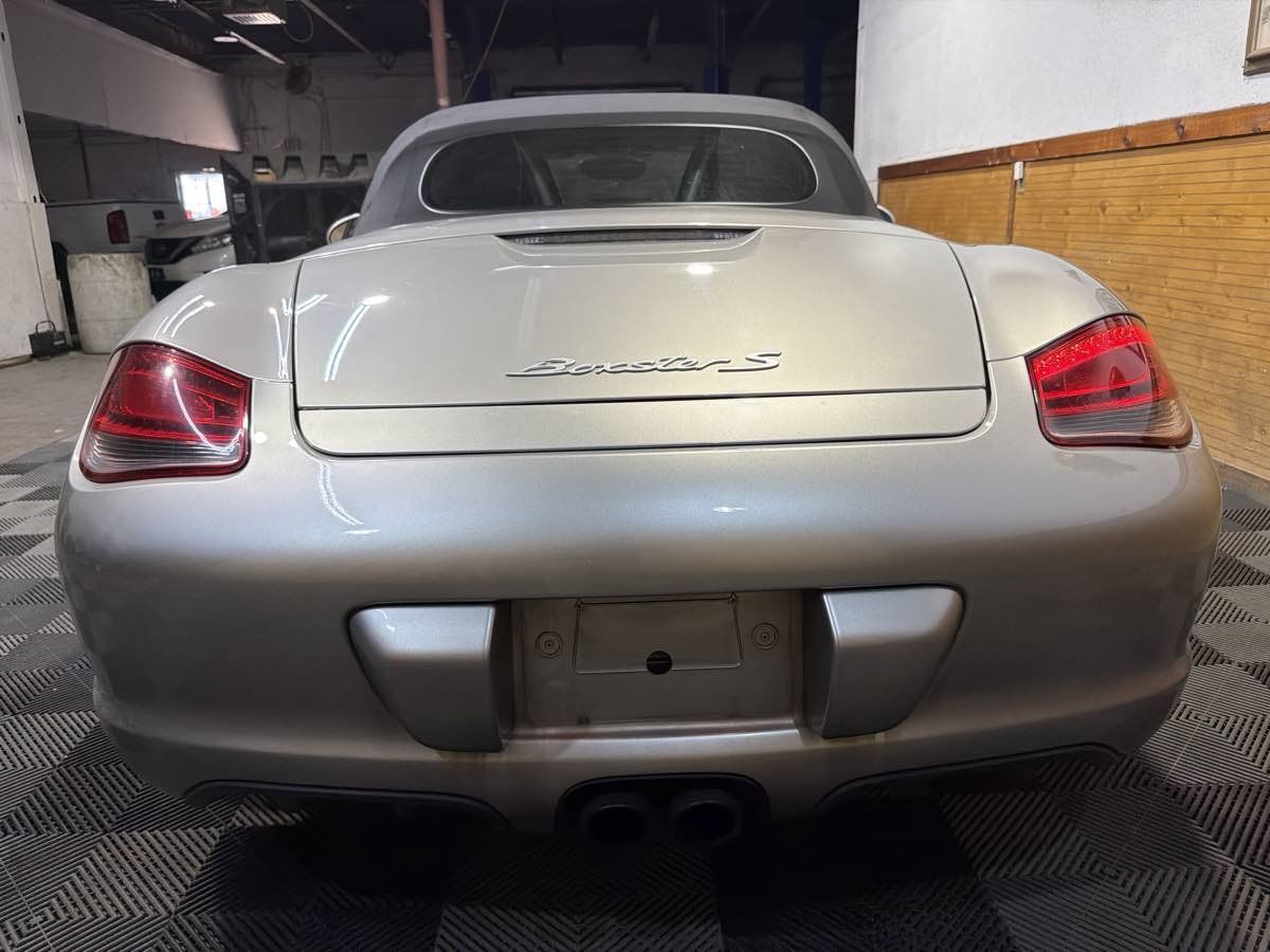 Used 2011 Porsche Boxster S RWD image 6
