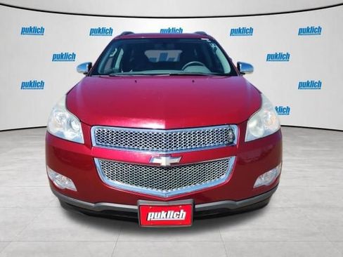 Used 2011 Chevrolet Traverse LT w/ Personal Connectivity Package AWD/4WD image 2