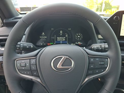 New 2026 Lexus UX 300h AWD image 13