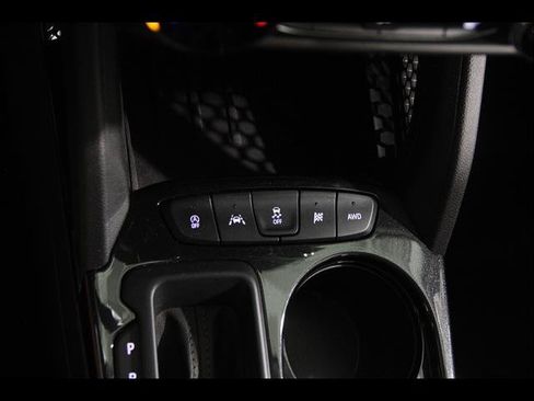 Used 2023 Chevrolet TrailBlazer LT AWD/4WD image 15