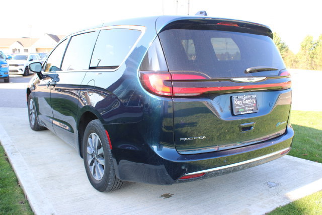 Used 2024 Chrysler Pacifica Limited FWD image 28