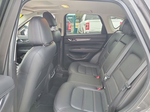 Used 2022 MAZDA CX-5 AWD 2.5 S w/ Premium Package image 13