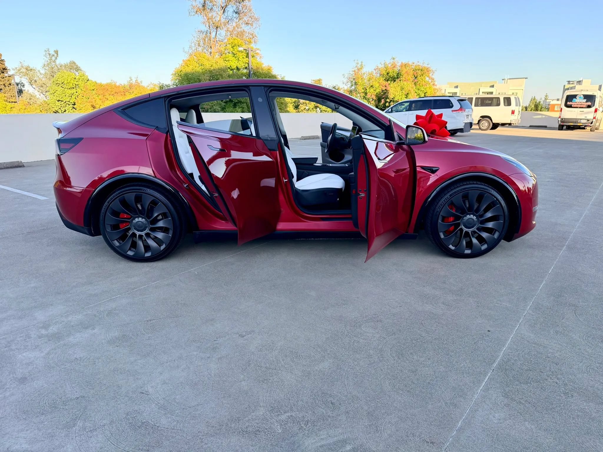 Used 2023 Tesla Model Y Long Range AWD/4WD image 47