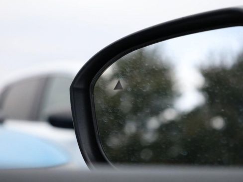 New 2026 Nissan Kicks SV image 20