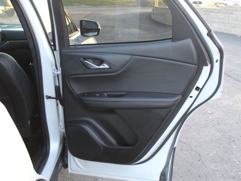 Used 2023 Chevrolet Blazer RS w/ Enhanced Convenience Package image 13