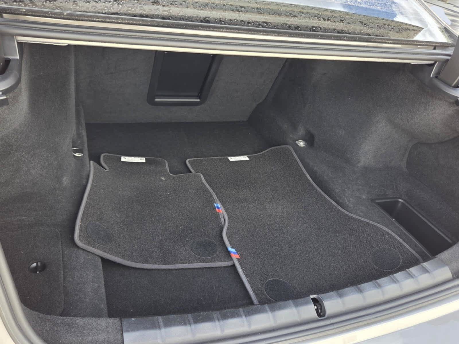Used 2023 BMW 740i w/ Parking Assistance Package RWD image 14