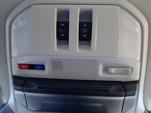 New 2026 Subaru Ascent Limited image 24