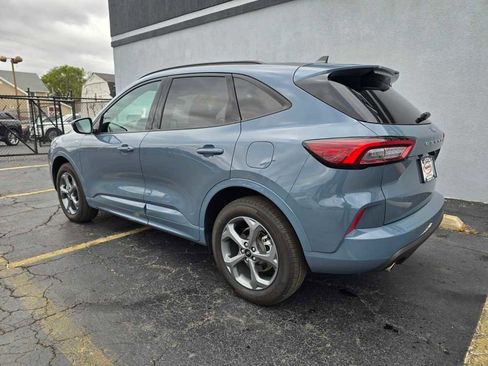Used 2023 Ford Escape ST-Line Select image 12