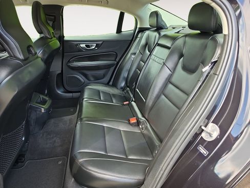 Used 2024 Volvo S60 B5 Core AWD/4WD image 13
