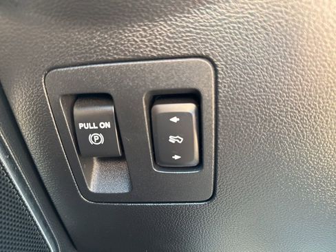Used 2019 Ford F150 Lariat image 22